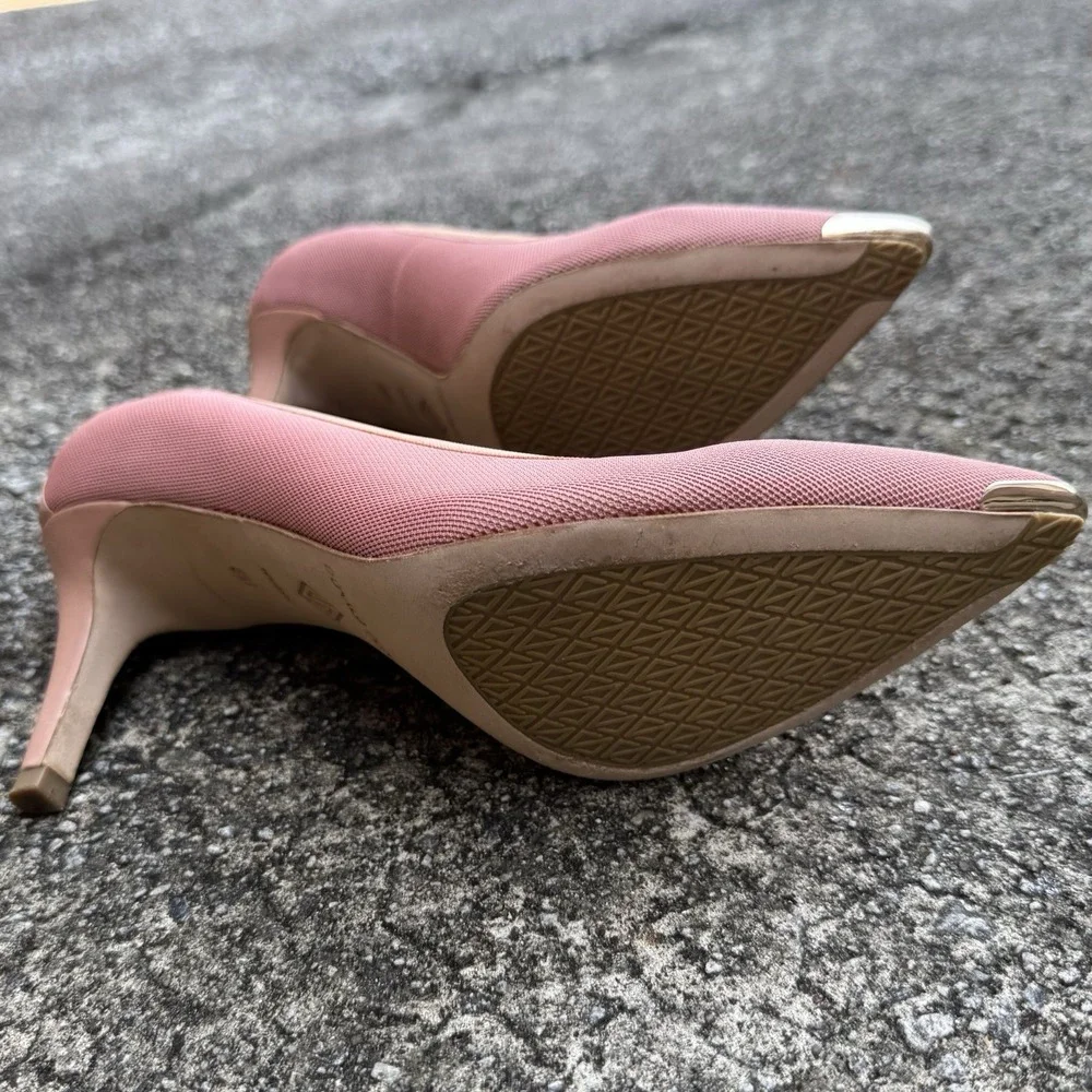 Donald Pliner Pump Women's‎ Sz 8 M Ezraa Dusty Rose Pointed Toe W/ Metallic Cap